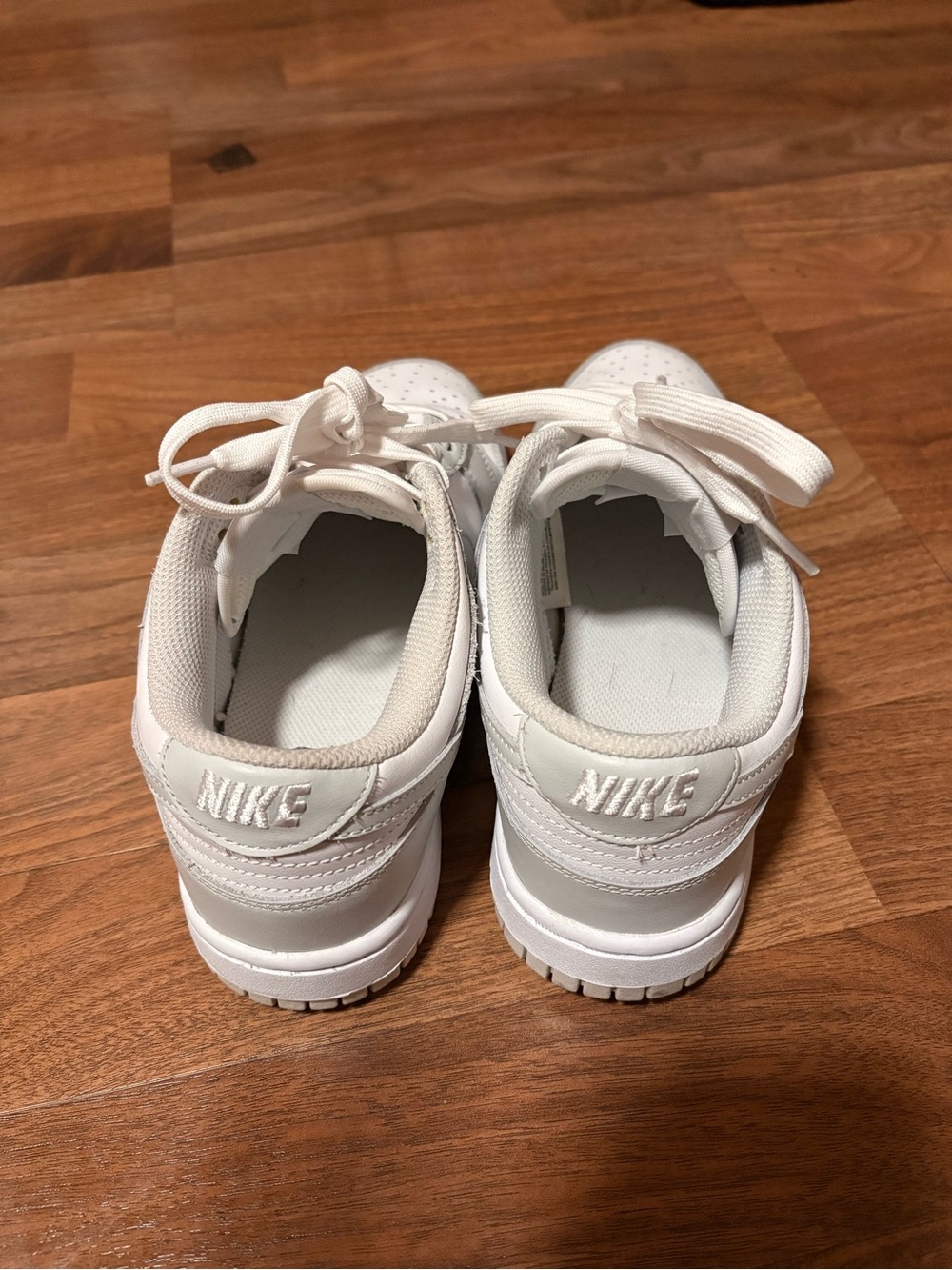 Nike Women’s White Low-Top Leather Sneakers - Picture 2 of 4